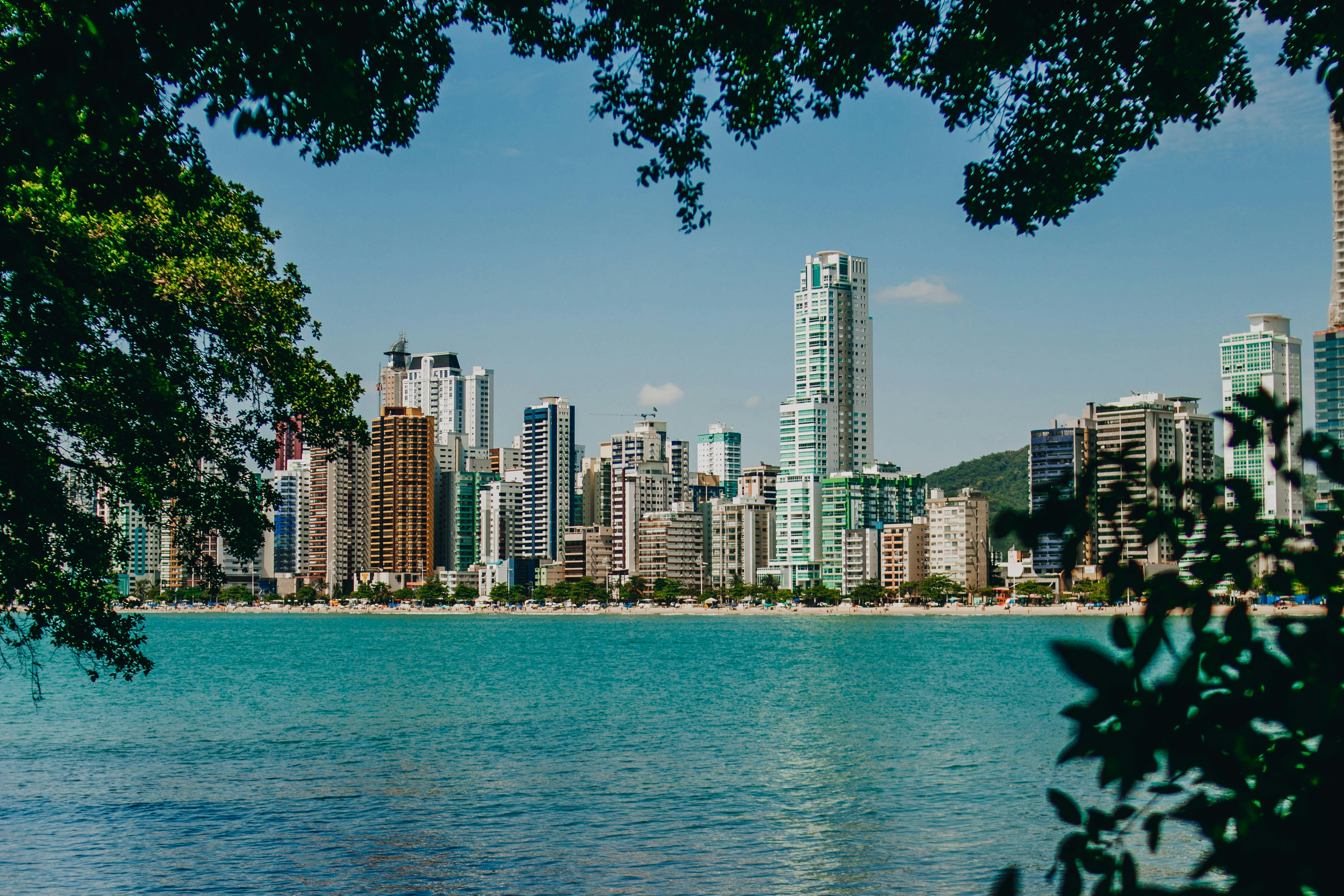 Foto 2 Balneario camboriu